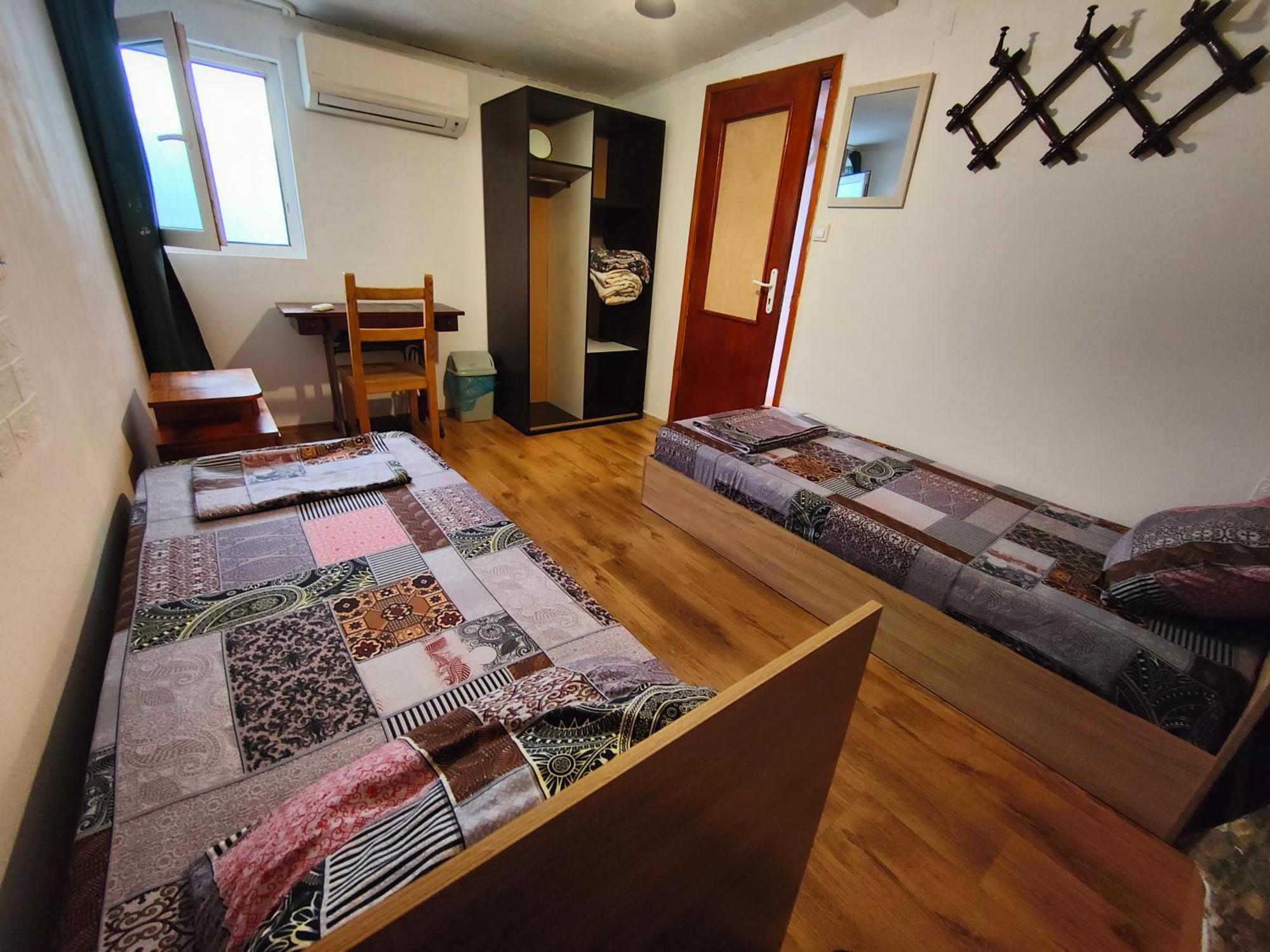10 Coins Hostel & Tours София Экстерьер фото